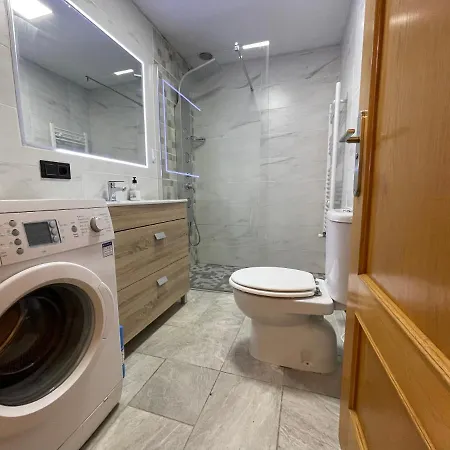 Apartment Oktheway Montrove Terrace